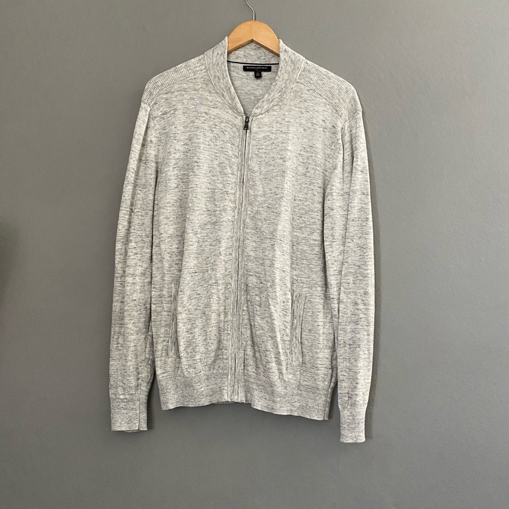 BANANA REPUBLIC Medium Grey Ribbed SWEATER NWOT